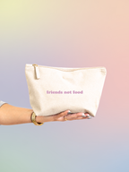 Kosmetiktasche "friends not food"
